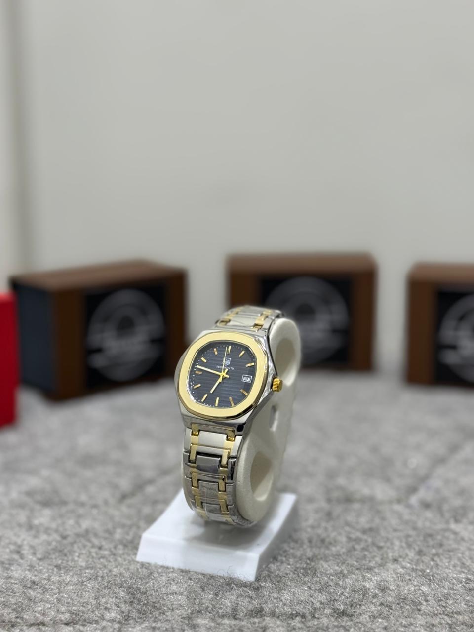 Makran Executive Edition – Silver & Gold Classic Watch