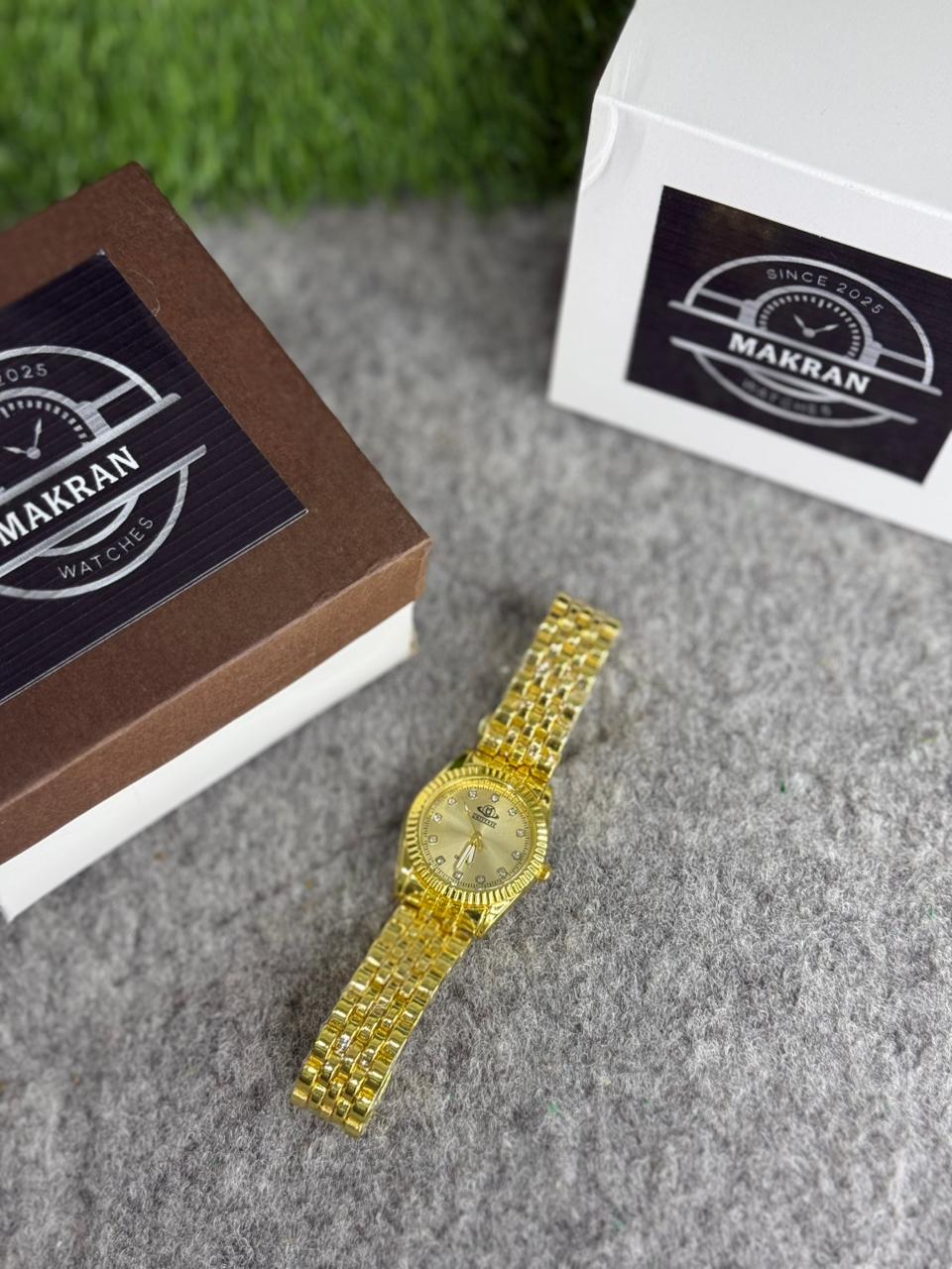 Makran Gold Luxury Quartz Watch for Women – Elegant Diamond Dial with Premium Bracelet