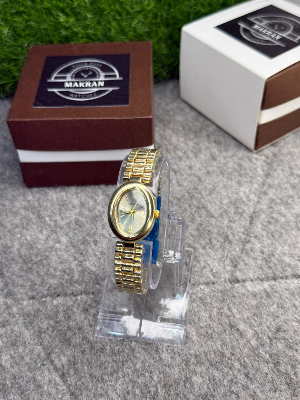 Elite Oval Gold Bangle-Style Watch – Parisian Chic Edition